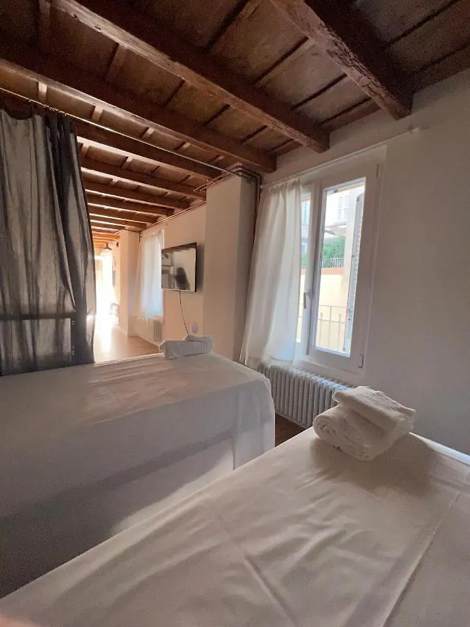 Apartment Ferienwohnung Borgovivo Il Tuo Loft In Centro Citta Bergamo