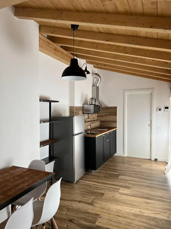Ferienwohnung Borgovivo Il Tuo Loft In Centro Citta Bergamo