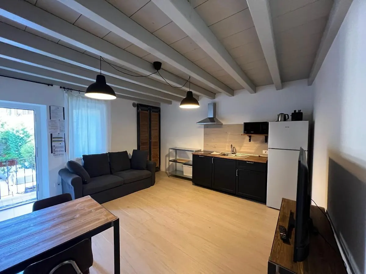 Ferienwohnung Borgovivo Il Tuo Loft In Centro Citta Bergamo Apartment