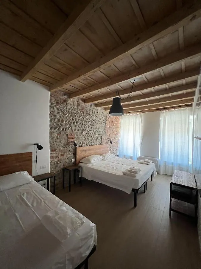 Apartment Ferienwohnung Borgovivo Il Tuo Loft In Centro Citta Bergamo