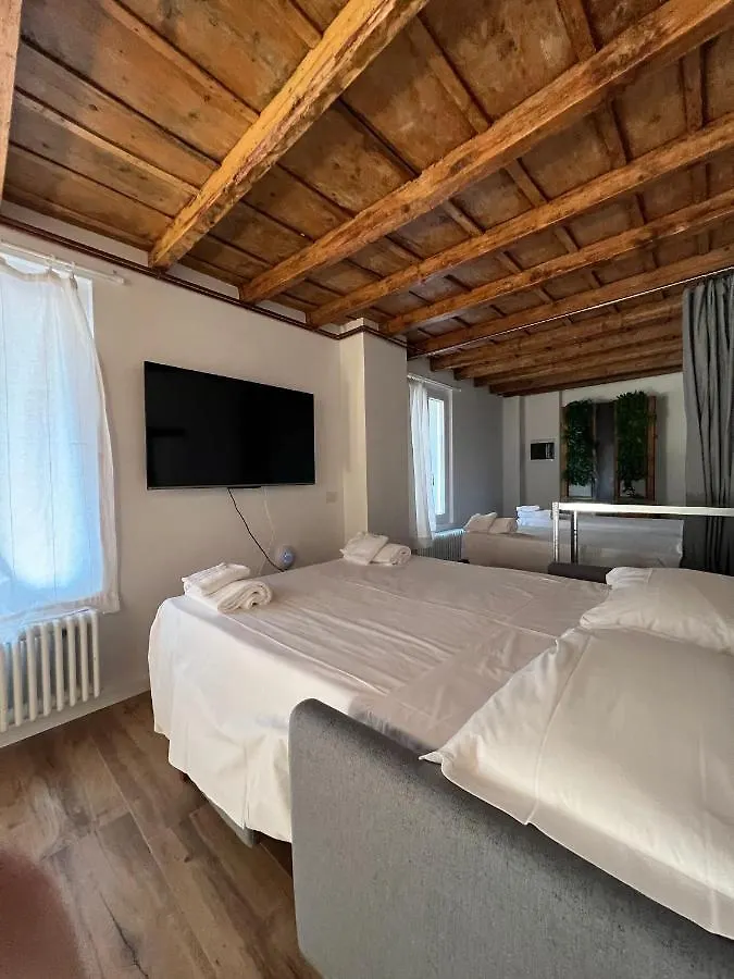 Borgovivo Il Tuo Loft In Centro Citta Apartment Bergamo 0*,  Italy